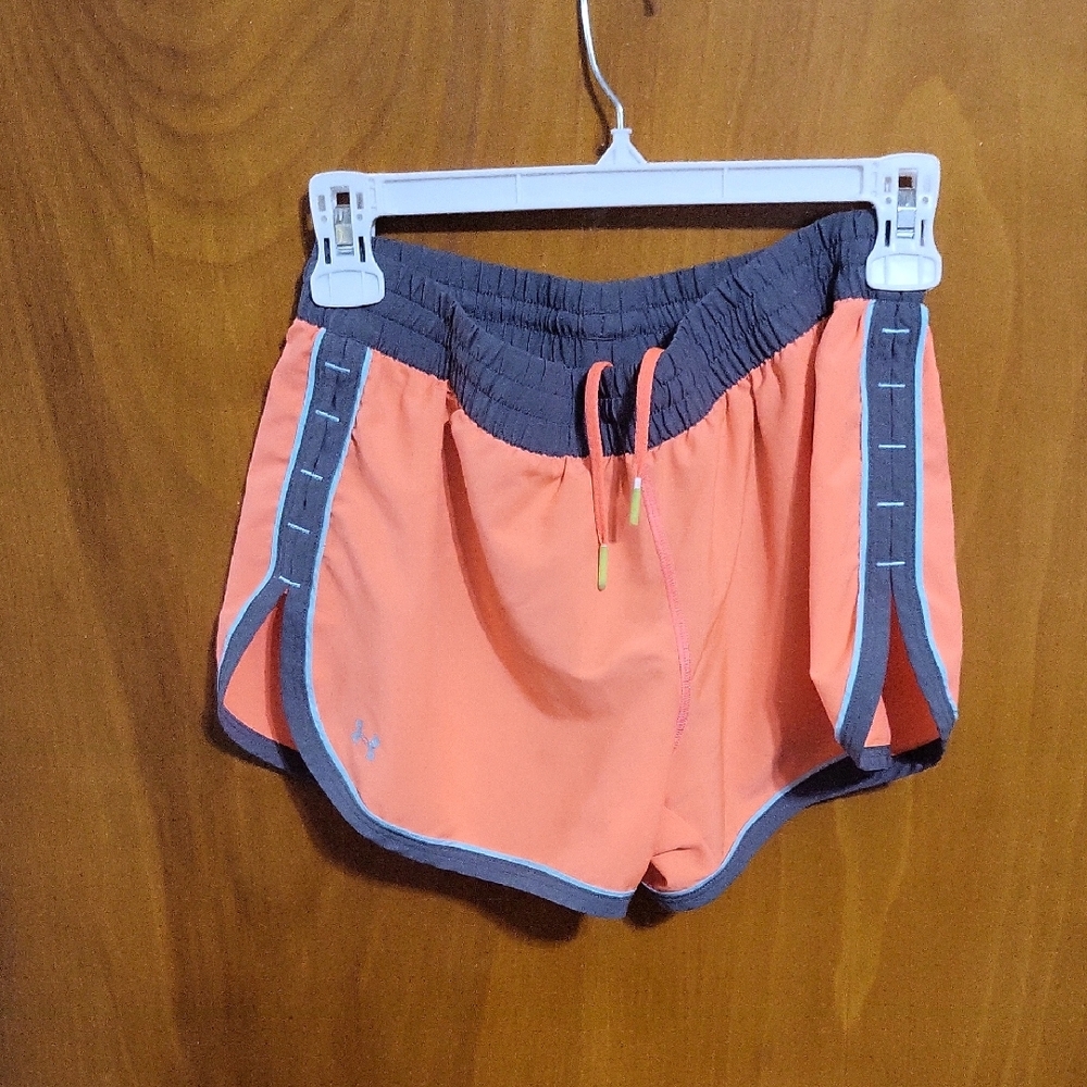 Womens Under Armour Shorts Size Xs